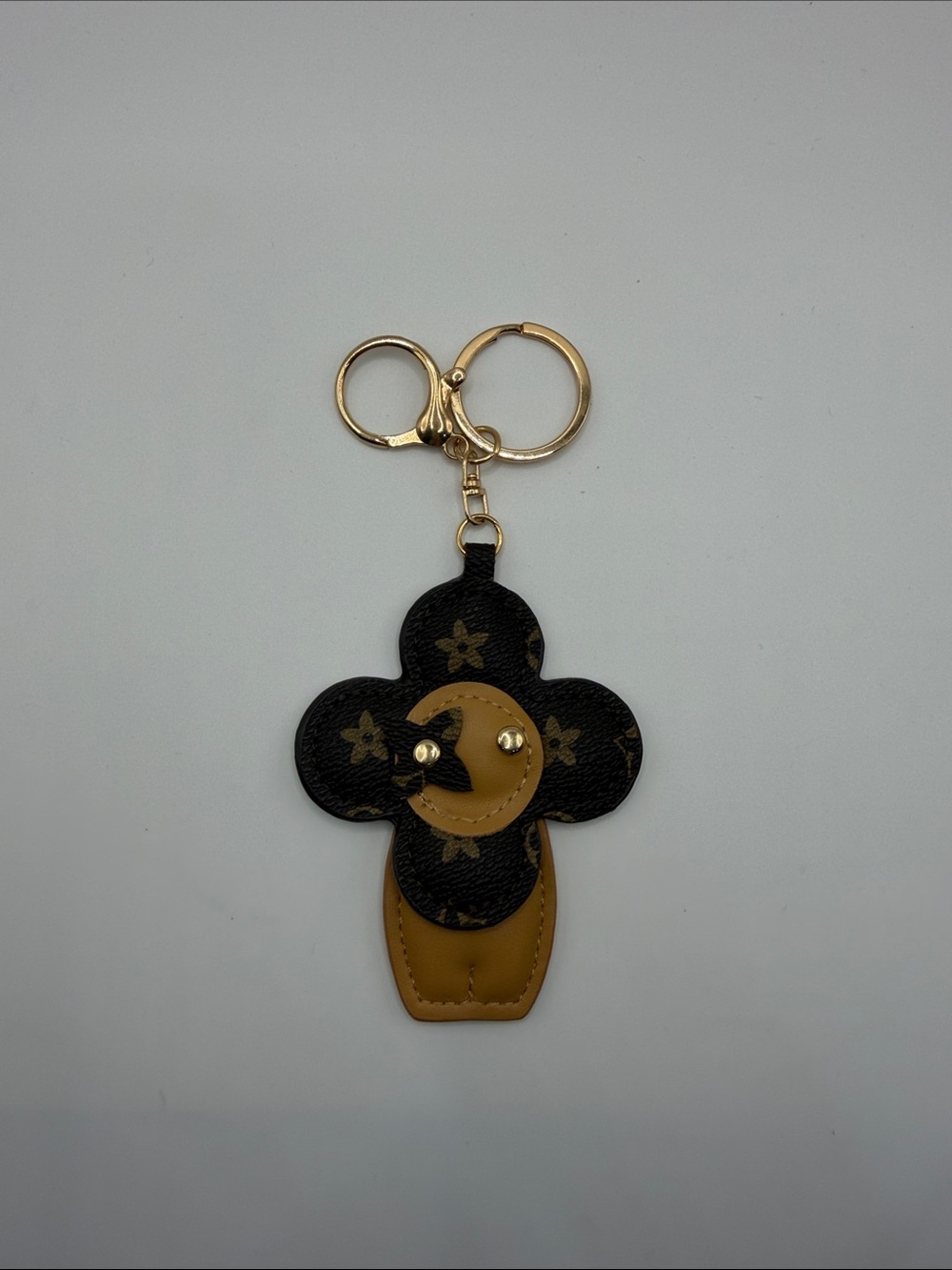 1408. Black & Tan Leather Vivi Keychain